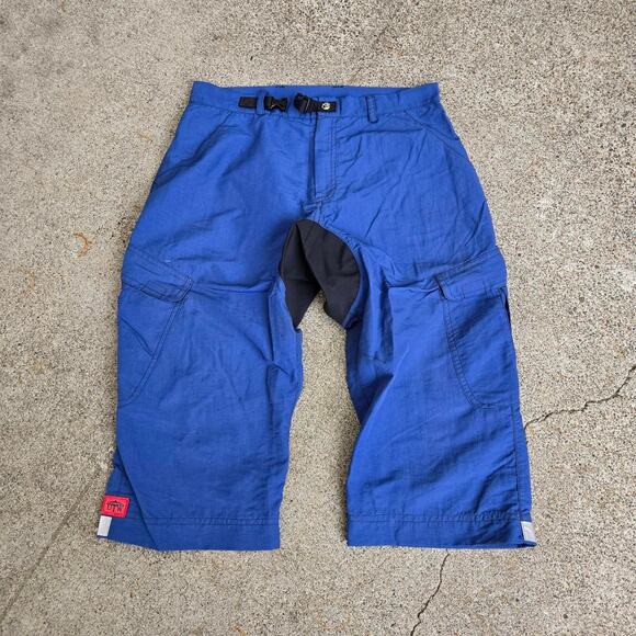 Vtg 90s UNDER THE WEATHER Plain Two Tone Baggy Outdoors Cargo Shorts Canada Made - Picture 1 of 7